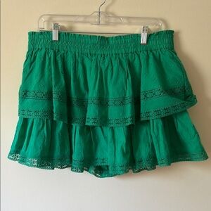 ARULA Emerald Tiered Ruffle Shorts